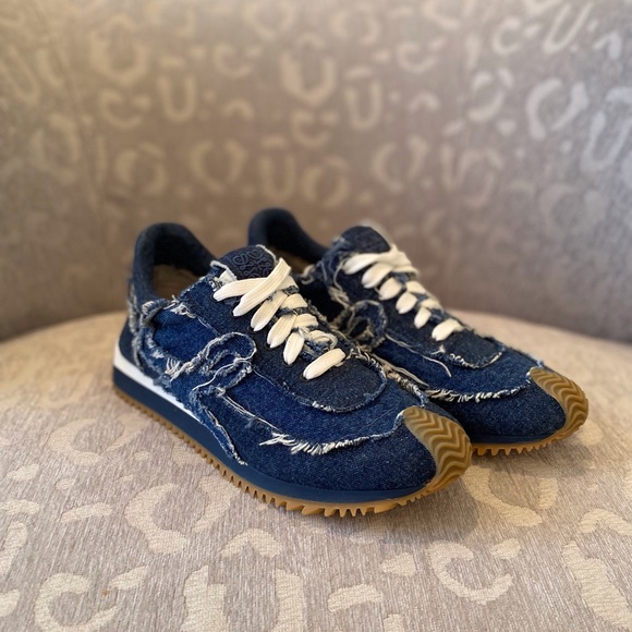 LOEWE Flow Runner Sneakers in Denim, size 9 - Picture 3 of 6